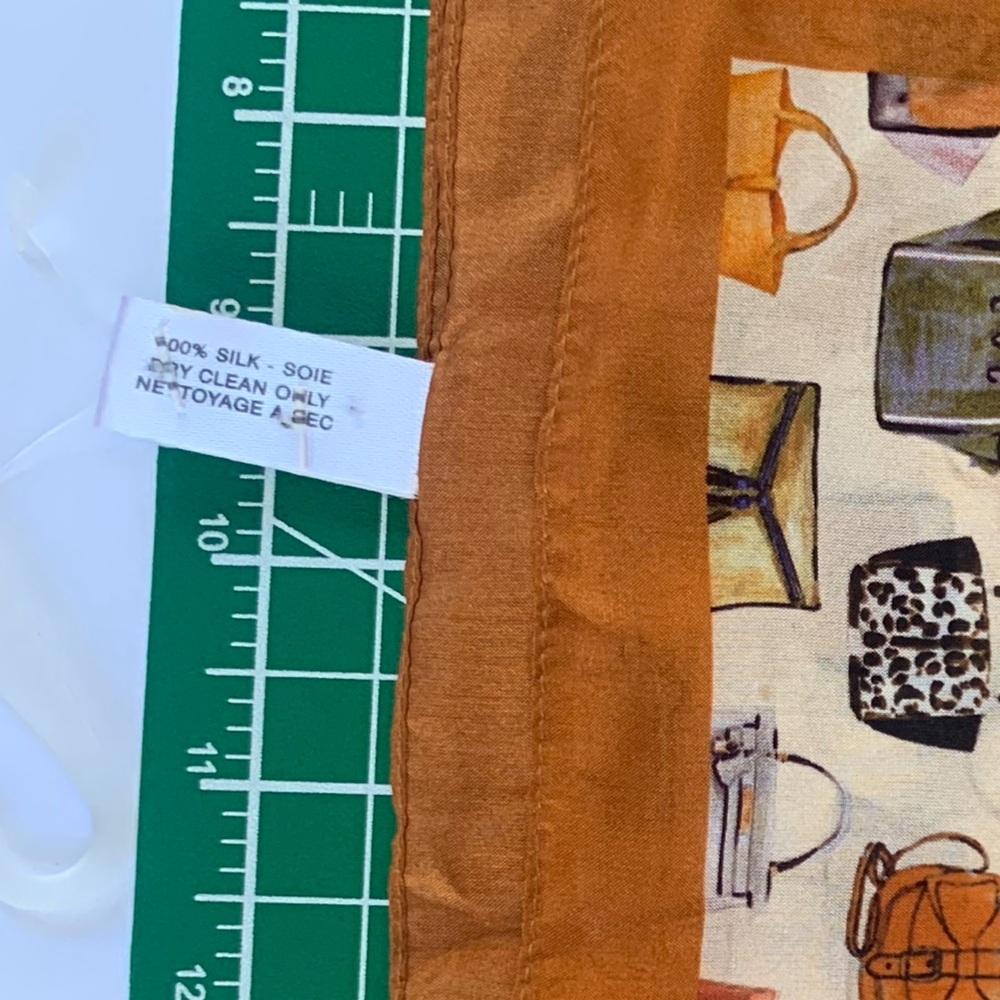 SILK 🆕  Italy 🇮🇹 - RARE - 1 of a kind (see google) - Picture 6 of 15